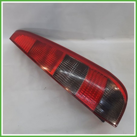 Fanale Fanalino Posteriore Destro DX VALEO 301.334 FORD FIESTA CBK 1324563 Usato