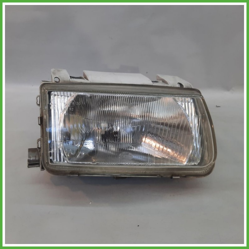 Faro Fanale Proiettore Anteriore Destro DX HELLA VOLKSWAGEN POLO 3a Serie 6N1941016A Usato