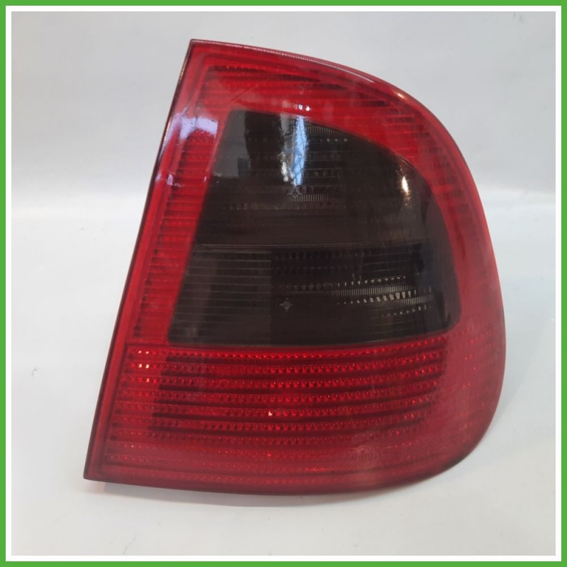 Fanale Fanalino Posteriore Destro DX VALEO SEAT CORDOBA 6K 6K5945112F Usato