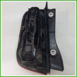 Fanale Fanalino Posteriore Destro DX VALEO NISSAN MICRA K12E 26550AX720 Usato