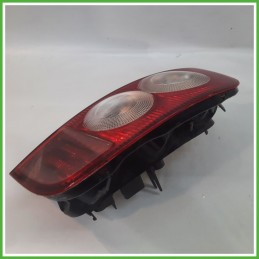 Fanale Fanalino Posteriore Destro DX VALEO NISSAN MICRA K12E 26550AX720 Usato