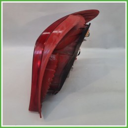 Fanale Fanalino Posteriore Sinistro SX KOITO TOYOTA YARIS 815610D110 Usato