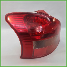 Fanale Fanalino Posteriore Sinistro SX KOITO TOYOTA YARIS 815610D110 Usato