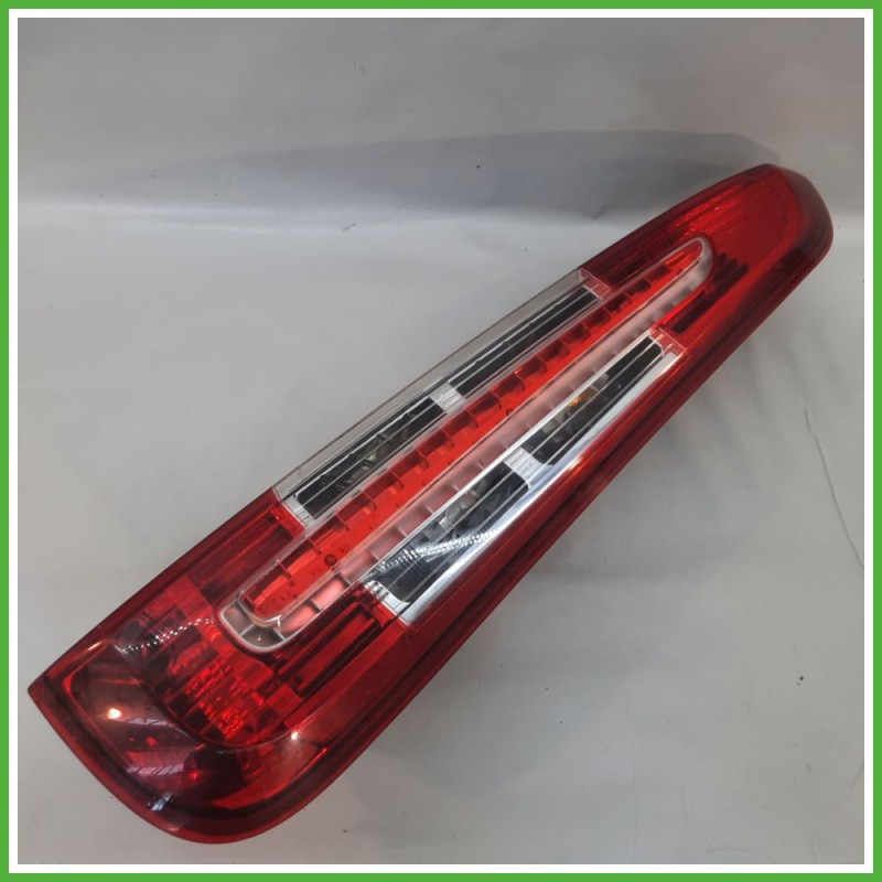 Fanale Fanalino Posteriore Destro DX HELLA 2SK009504 FORD C-MAX CB3 1619507 Usato