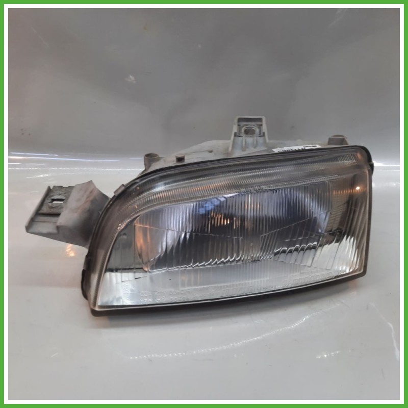 Faro Fanale Proiettore Anteriore Sinistro SX CARELLO 36470748 FIAT PUNTO 1a Serie 46481414 Usato