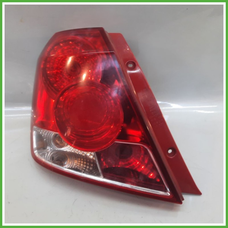 Fanale Fanalino Posteriore Sinistro SX CHEVROLET (DAEWOO) KALOS T200 96540268 Usato