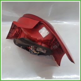 Fanale Fanalino Posteriore Sinistro SX KOITO TOYOTA YARIS 815610D110 Usato