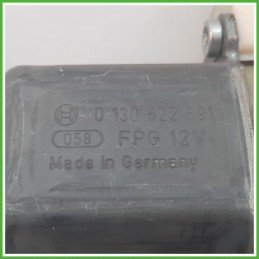 Motorino Alzavetro Anteriore Destro DX MERCEDES-BENZ Classe A W176 5 Porte A2469065200 2012 2015 BOSCH 0130822691