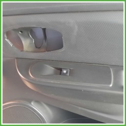 Rivestimento Porta Anteriore Destro DX RENAULT CLIO 4a Serie 1.5 8V dCi 809000037R 2012 2016 FAURECIA 1135259X-IND