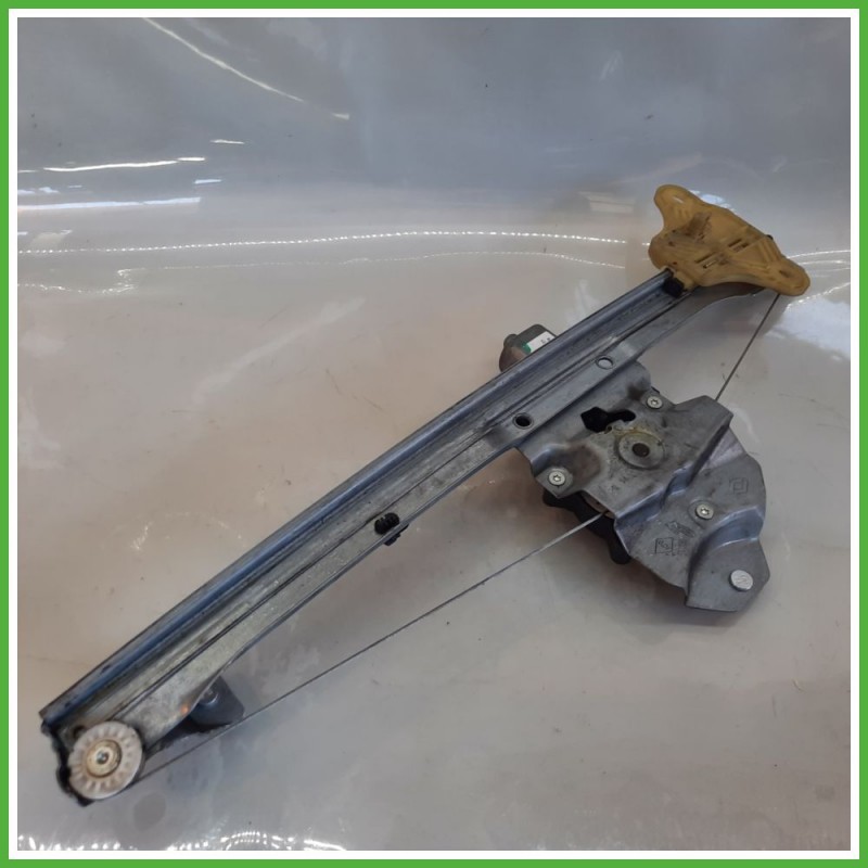 Alzacristalli Alzavetro Elettrico Anteriore Destro DX RENAULT CLIO 4a Serie 807205569R 2012 2016 RENAULT 9030295-E