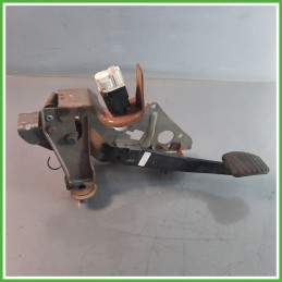 Pedale Pedaliera RENAULT CLIO 4a Serie 1.5 8V dCi 465013423R 2012 2016
