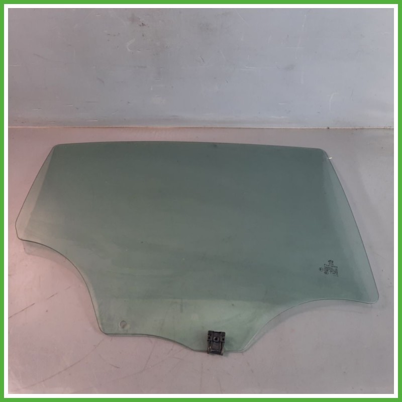 Cristallo Laterale Scendente Posteriore Destro DX PEUGEOT 208 5 Porte 9673360880 2012 2015 PILKINGTON