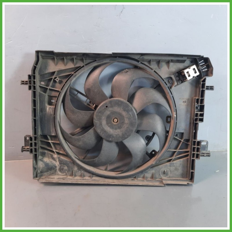 Elettroventola Radiatore Motore RENAULT CLIO 4a Serie 1.5 8V dCi 214818009R K9KC6 2012 2016