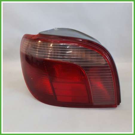 Fanale Fanalino Posteriore Sinistro SX KOITO 52-004 TOYOTA YARIS JPP 8156052130 Usato