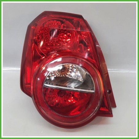 Fanale Fanalino Posteriore Sinistro SX SUNSANG 2707 CHEVROLET (DAEWOO) AVEO T250 95952066 Usato