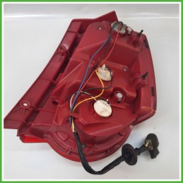 Fanale Fanalino Posteriore Sinistro SX SUNSANG 2707 CHEVROLET (DAEWOO) AVEO T250 95952066 Usato