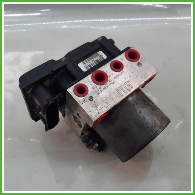 Centralina ABS Modulo Pompa BOSCH 0265800443 13182319 OPEL TIGRA X04 Originale Usato