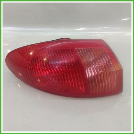 Fanale Fanalino Posteriore Sinistro SX OLSA 03.322.01.0 ALFA ROMEO 147 W8 46556349 Usato