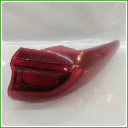 Fanale Fanalino Posteriore Destro DX KIA R250R KIA SPORTAGE 4a Serie 92402F1600 Usato