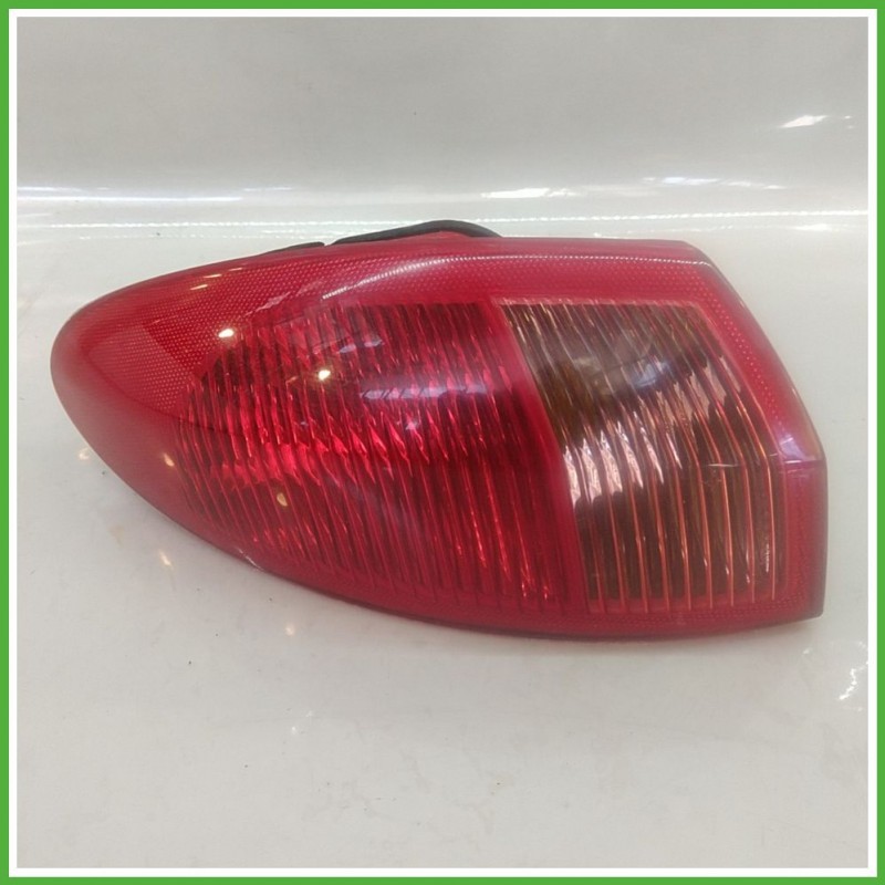 Fanale Fanalino Posteriore Sinistro SX OLSA 03.322.01.0 ALFA ROMEO 147 W8 46556349 Usato