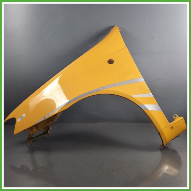 Parafango Anteriore Sinistra SX FIAT PUNTO 1N/1P Berlina 1999 2005 GIALLO Originale Usato