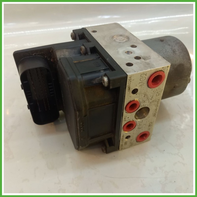 Centralina ABS Modulo Pompa BOSCH 0265800013 71736094 ALFA ROMEO 147 W8 Originale Usato