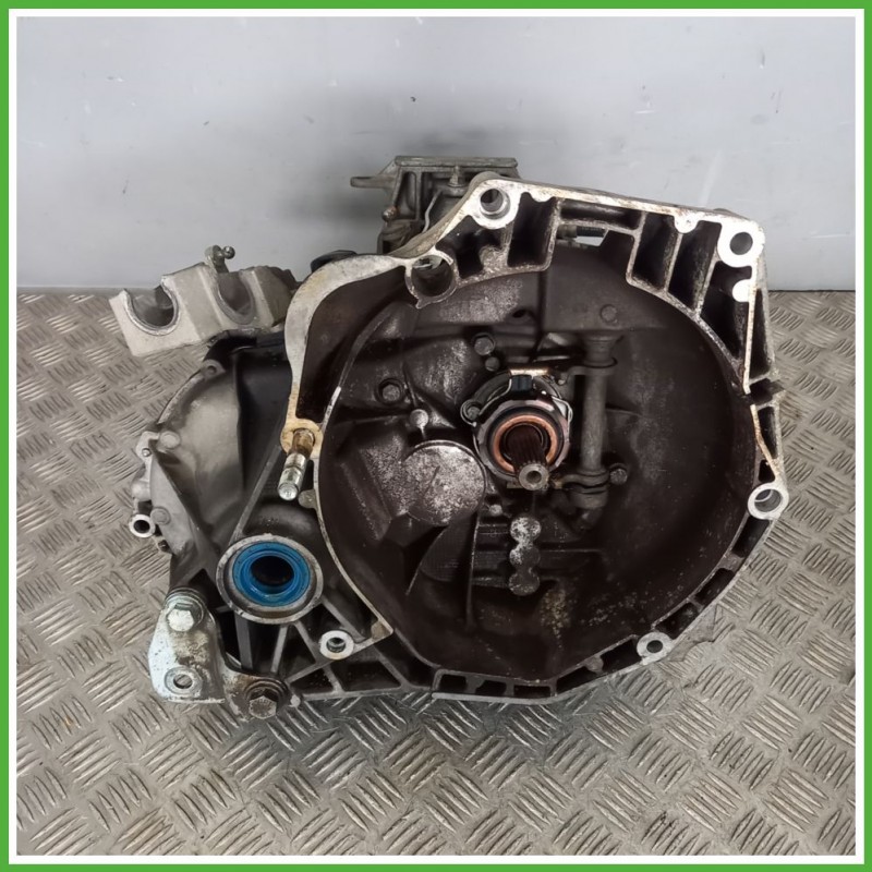 Cambio Manuale FIAT GRANDE PUNTO 2Y 1.3 MJT 199A2000 Originale Usato