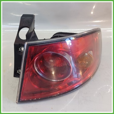 Fanale Fanalino Posteriore Destro DX YORKA 45.405 SEAT IBIZA 6L 6L6945112B Usato