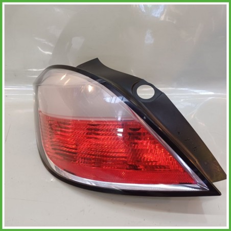 Fanale Fanalino Posteriore Sinistro SX HELLA 008653-01 OPEL ASTRA A04 93190304 Usato
