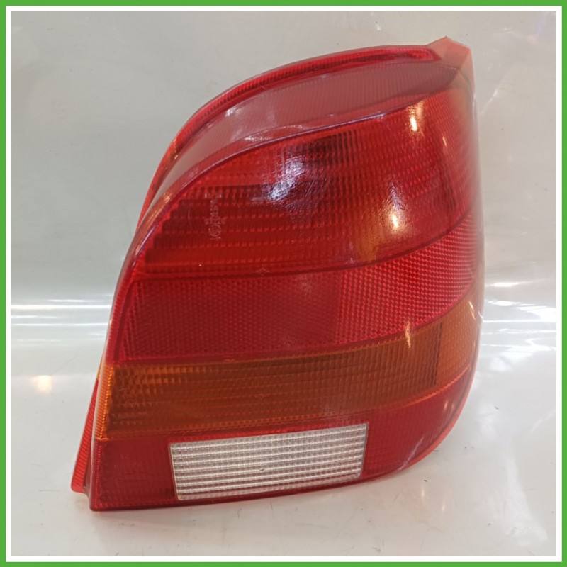 Fanale Fanalino Posteriore Destro DX FORD FIESTA 2a Serie 7070864 Usato