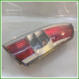 Fanale Fanalino Posteriore Destro DX KOITO 220-51762 DAIHATSU SIRION 2a Serie 81550B1040 Usato