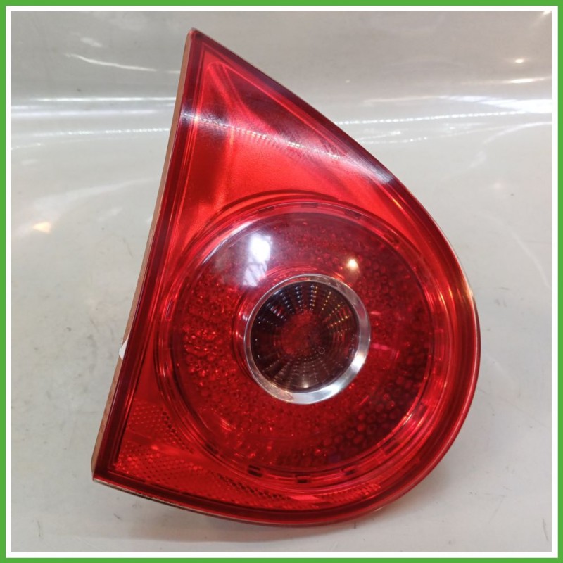 Fanale Fanalino Posteriore Sinistro SX VALEO 89031705 VOLKSWAGEN GOLF 1K 1K6945093E Usato
