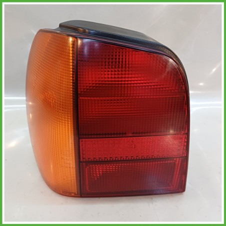Fanale Fanalino Posteriore Sinistro SX HELLA VOLKSWAGEN POLO 3a Serie 6N0945095 Usato