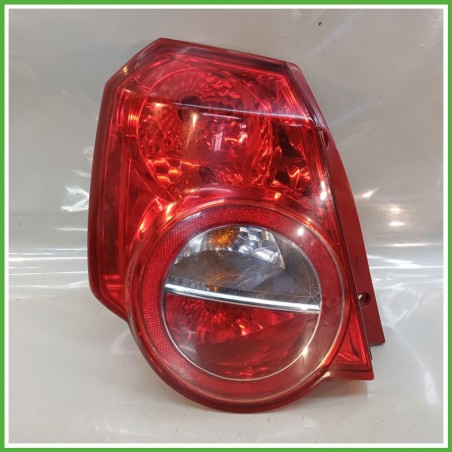 Fanale Fanalino Posteriore Sinistro SX SUNSANG CHEVROLET (DAEWOO) AVEO T250 95952066 Usato