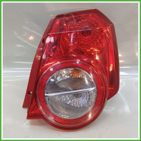 Fanale Fanalino Posteriore Destro DX SUNSANG CHEVROLET (DAEWOO) AVEO T250 95952067 Usato