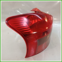 Fanale Fanalino Posteriore Sinistro SX KOITO TOYOTA YARIS 815610D110 Usato