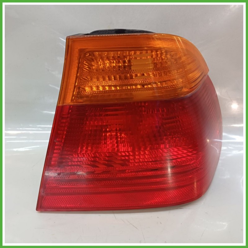 Fanale Fanalino Posteriore Destro DX BMW Serie 3 E46 63218364922 Usato