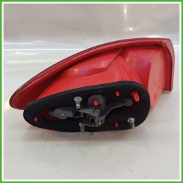 Fanale Fanalino Posteriore Destro DX OLSA 03323.01.0 ALFA ROMEO 147 W8 46556347 Usato