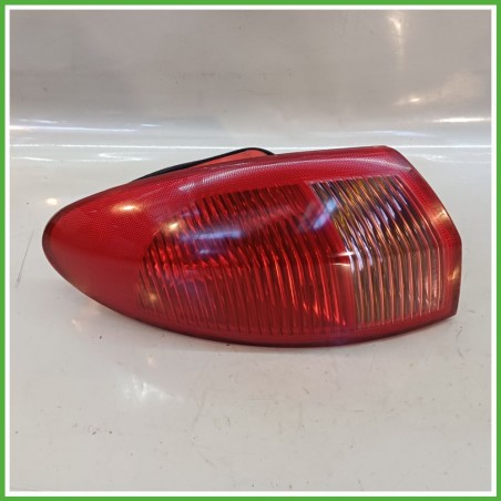 Fanale Fanalino Posteriore Sinistro SX OLSA 03.322.01.0 ALFA ROMEO 147 W8 46556349 Usato
