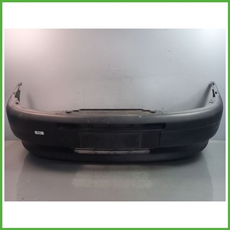 Paraurti Anteriore FIAT PUNTO 1a Serie Berlina BIANCO 1993 1999 Originale Usato