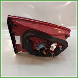 Fanale Fanalino Posteriore Destro DX KIA SPORTAGE 3a Serie 924063W510 Usato