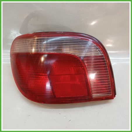 Fanale Fanalino Posteriore Sinistro SX KOITO TOYOTA YARIS JPP 8156052130 Usato