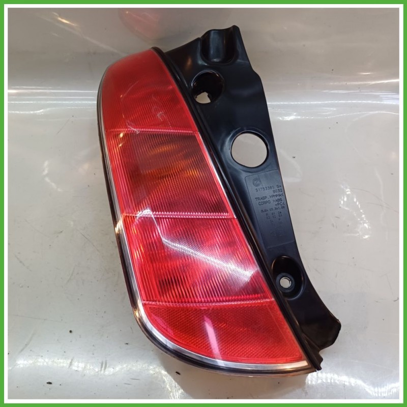 Fanale Fanalino Posteriore Sinistro SX OLSA 03.341.00 LANCIA YPSILON TE 51753385 Usato
