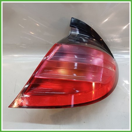 Fanale Fanalino Posteriore Destro DX HELLA MERCEDES-BENZ Classe C Sportcoup C203 A2038200664 Usato