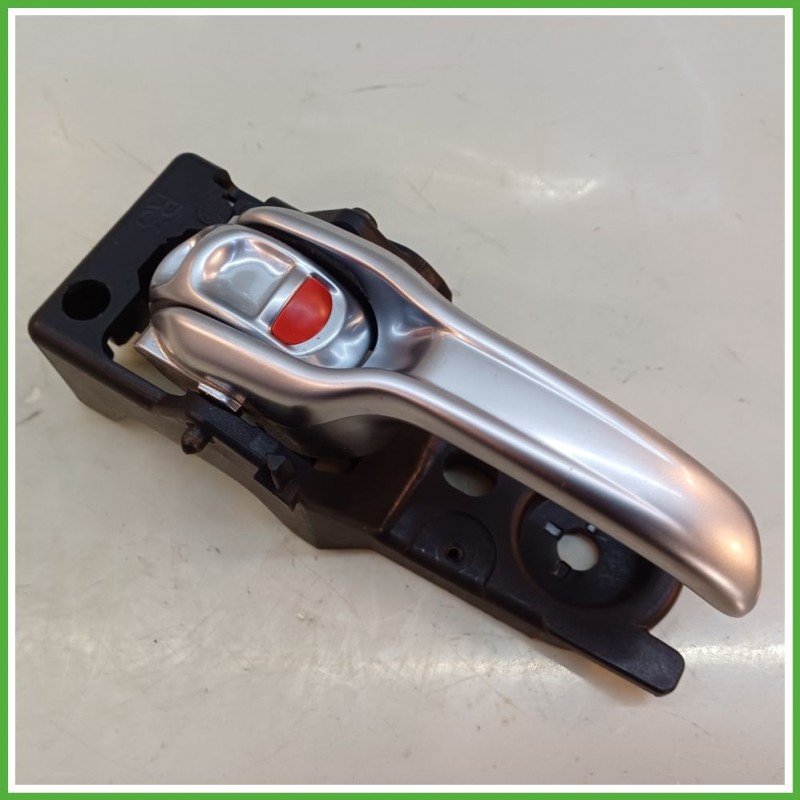 Maniglia Interna Porta Anteriore Destro DX JEEP CHEROKEE KL 5 Porte K68227250AA 2014 2018