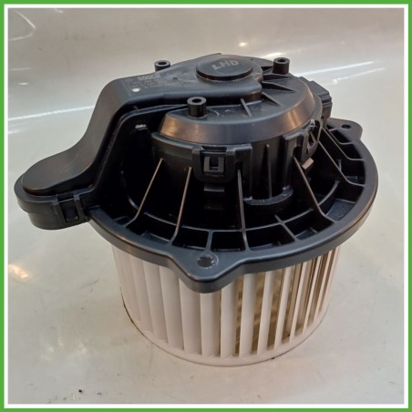 Ventola Ventilatore Riscaldamento Abitacolo BOSCH F00S3B2542 HYUNDAI i20 1.2 16V 97126C8000 2014 2019
