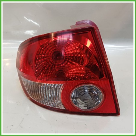 Fanale Fanalino Posteriore Sinistro SX HYUNDAI GETZ 924011C010 Usato