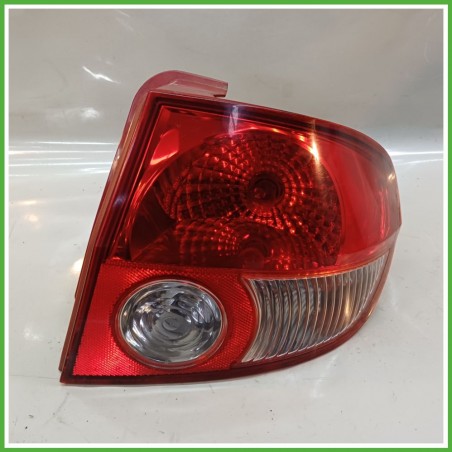 Fanale Fanalino Posteriore Destro DX HYUNDAI GETZ 924021C010 Usato