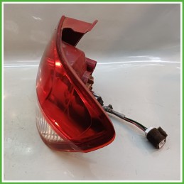 Fanale Fanalino Posteriore Destro DX HYUNDAI GETZ 924021C010 Usato