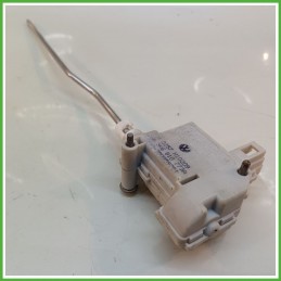 Motorino Sportello Carburante VOLKSWAGEN GOLF 5K/AJ Berlina 5 Porte 5K6810773A 2008 2012